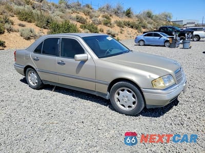 Czwarte zdjęcie samochodu z boku: 1995 MERCEDES-BENZ C 220 VIN:WDBHA22E3SF237567 - miniatura