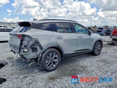 Trzecie zdjęcie samochodu z tyłu: 2023 KIA SPORTAGE SX VIN:5XYK43AFXPG085371 - miniatura