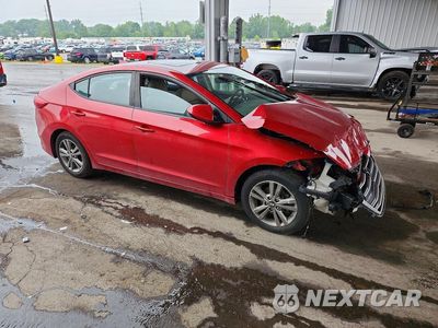 Czwarte zdjęcie samochodu z boku: 2017 HYUNDAI ELANTRA VALUE EDITION VIN:5NPD84LF9HH149331 - miniatura