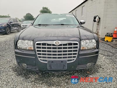 Piąte zdjęcie samochodu w środku: 2010 CHRYSLER 300 TOURING VIN:2C3CA4CD2AH122893 - miniatura