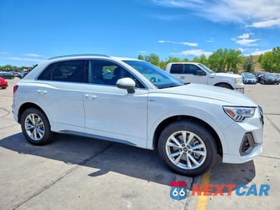 Czwarte zdjęcie samochodu z boku: 2023 AUDI Q3 PREMIUM PLUS S LINE 45 VIN:WA1EECF37P1031223 - miniatura