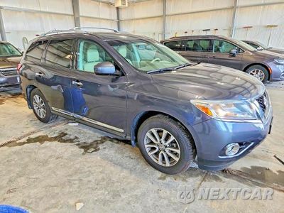 Czwarte zdjęcie samochodu z boku: 2013 NISSAN PATHFINDER S/SL/SV VIN:5N1AR2MM8DC649676 - miniatura