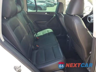 Zdjęcie 11 z 13 samochodu: 2012 VOLKSWAGEN TIGUAN S VIN:WVGAV7AX5CW606224 - miniatura