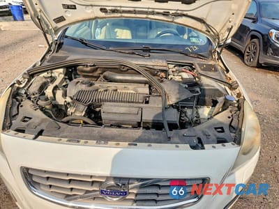Zdjęcie 11 z 12 samochodu: 2012 VOLVO S60 T5 VIN:YV1622FS8C2093796 - miniatura