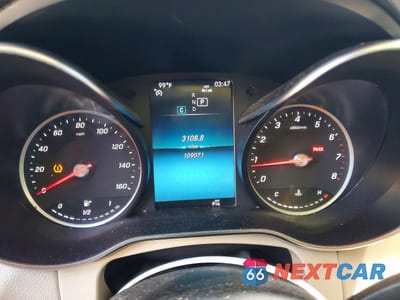 Zdjęcie 9 z 13 samochodu: 2020 MERCEDES-BENZ GLC 300 4MATIC VIN:W1N0G8EB7LF825984 - miniatura