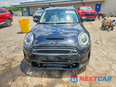 Piąte zdjęcie samochodu w środku: 2022 MINI COOPER S VIN:WMW53DK08N2R12675 - miniatura