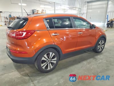 Trzecie zdjęcie samochodu z tyłu: 2011 KIA SPORTAGE EX VIN:KNDPCCA24B7075558 - miniatura