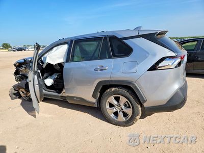 Drugie zdjęcie samochodu z przodu: 2024 TOYOTA RAV4 XLE VIN:2T3W1RFV5RW320017 - miniatura