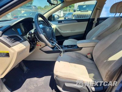 Zdjęcie 7 z 12 samochodu: 2017 HYUNDAI SONATA SE VIN:5NPE24AF4HH486272 - miniatura