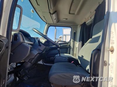 Zdjęcie 7 z 13 samochodu: 2019 HINO 258/268 BOX TRUCK VIN:5PVNJ8JV8K4S74490 - miniatura