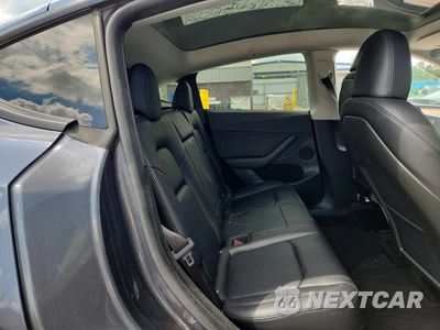 Zdjęcie 10 z 13 samochodu: 2023 TESLA MODEL Y VIN:7SAYGDED0PF933946 - miniatura
