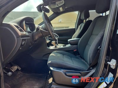 Zdjęcie 7 z 13 samochodu: 2017 JEEP GRAND CHEROKEE LAREDO VIN:1C4RJFAG8HC729618 - miniatura