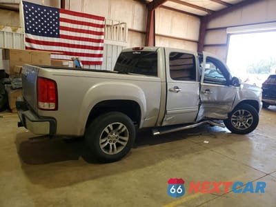 Trzecie zdjęcie samochodu z tyłu: 2007 GMC NEW SIERRA C1500 VIN:2GTEC13J271576050 - miniatura