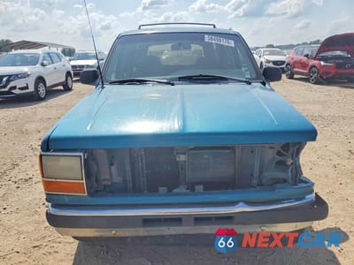 Piąte zdjęcie samochodu w środku: 1993 FORD EXPLORER VIN:1FMDU32X1PUC22935 - miniatura