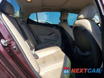 Zdjęcie 10 z 12 samochodu: 2012 KIA OPTIMA EX VIN:5XXGN4A77CG088986 - miniatura