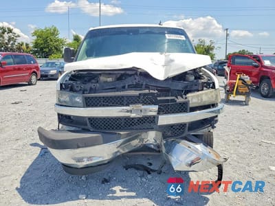 Piąte zdjęcie samochodu w środku: 2019 CHEVROLET EXPRESS G3500 LT VIN:1GAZGPFG9K1242453 - miniatura