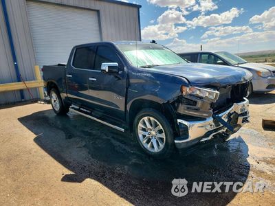 Czwarte zdjęcie samochodu z boku: 2021 CHEVROLET SILVERADO C1500 LTZ VIN:1GCPWEED5MZ434325 - miniatura
