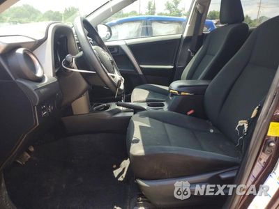 Zdjęcie 7 z 13 samochodu: 2017 TOYOTA RAV4 LE VIN:2T3BFREV8HW689356 - miniatura