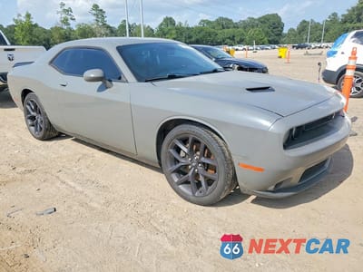 Czwarte zdjęcie samochodu z boku: 2018 DODGE CHALLENGER SXT VIN:2C3CDZAG3JH322215 - miniatura