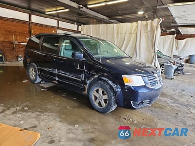 Czwarte zdjęcie samochodu z boku: 2010 DODGE GRAND CARAVAN SXT VIN:2D4RN5DXXAR256654 - miniatura