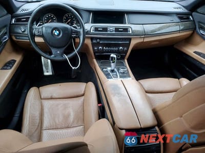 Zdjęcie 8 z 13 samochodu: 2015 BMW 740 I VIN:WBAYA6C50FGK16292 - miniatura