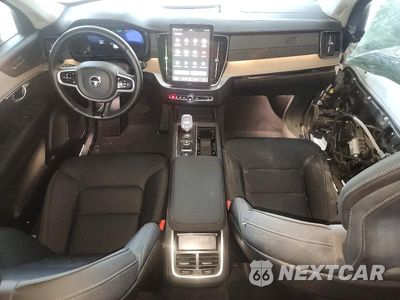 Zdjęcie 8 z 13 samochodu: 2025 VOLVO XC90 PLUS VIN:YV4062PB7S1372799 - miniatura