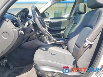 Zdjęcie 7 z 13 samochodu: 2015 BMW X1 SDRIVE28I VIN:WBAVM1C54FV316422 - miniatura