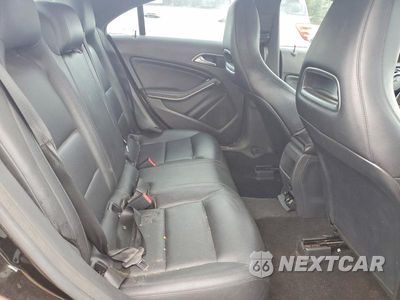 Zdjęcie 10 z 12 samochodu: 2014 MERCEDES-BENZ CLA 250 VIN:WDDSJ4EB9EN025776 - miniatura