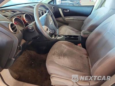 Zdjęcie 7 z 13 samochodu: 2010 NISSAN ROGUE VIN:JN8AS5MTXAW021781 - miniatura