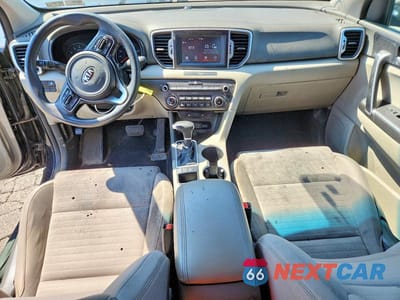 Zdjęcie 8 z 13 samochodu: 2018 KIA SPORTAGE LX VIN:KNDPMCAC2J7487191 - miniatura