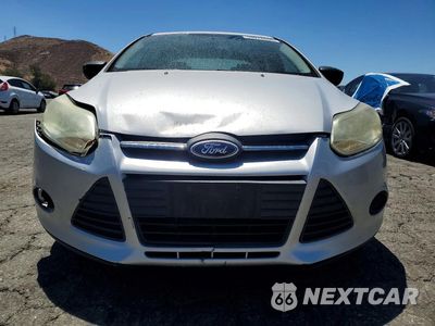 Piąte zdjęcie samochodu w środku: 2013 FORD FOCUS S VIN:1FADP3E23DL374413 - miniatura