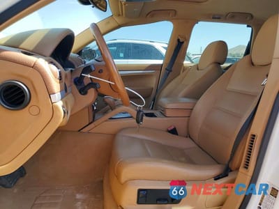 Zdjęcie 7 z 12 samochodu: 2009 PORSCHE CAYENNE VIN:WP1AA29P59LA07629 - miniatura