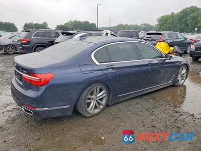 Trzecie zdjęcie samochodu z tyłu: 2018 BMW 750 XI VIN:WBA7F2C58JG423821 - miniatura