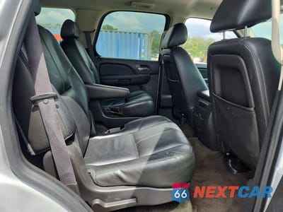 Zdjęcie 11 z 13 samochodu: 2013 GMC YUKON SLT VIN:1GKS2CE04DR292626 - miniatura
