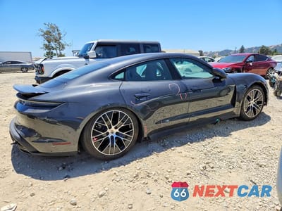 Trzecie zdjęcie samochodu z tyłu: 2021 PORSCHE TAYCAN VIN:WP0AA2Y10MSA17971 - miniatura