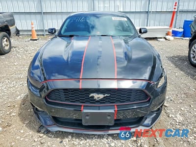 Piąte zdjęcie samochodu w środku: 2016 FORD MUSTANG VIN:1FA6P8AM3G5289416 - miniatura