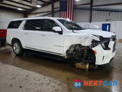 Czwarte zdjęcie samochodu z boku: 2023 GMC YUKON XL K1500 SLT VIN:1GKS2GKD2PR296497 - miniatura