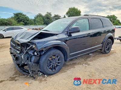 2020 DODGE JOURNEY SE 3C4PDCAB9LT261378 - główne zdjęcie licytacji z USA - miniatura