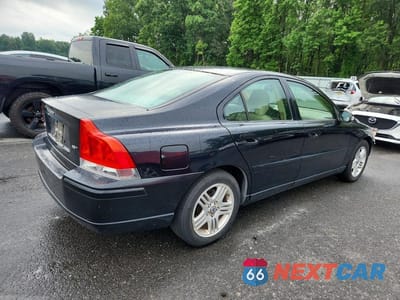 Trzecie zdjęcie samochodu z tyłu: 2007 VOLVO S60 2.4T VIN:YV1RS592972639781 - miniatura