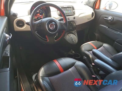 Zdjęcie 8 z 12 samochodu: 2015 FIAT 500 ELECTRIC VIN:3C3CFFGEXFT652916 - miniatura