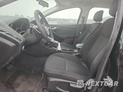 Zdjęcie 7 z 12 samochodu: 2018 FORD FOCUS SE VIN:1FADP3FE1JL284956 - miniatura
