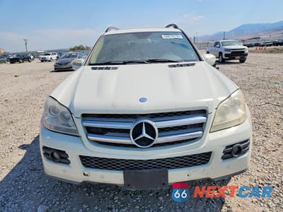 Piąte zdjęcie samochodu w środku: 2009 MERCEDES-BENZ GL VIN:4JGBF25E19A477014 - miniatura
