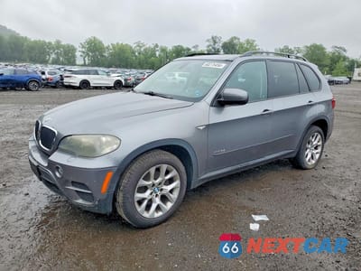 2011 BMW X5 5UXZV4C54BL412851 - główne zdjęcie licytacji z USA - miniatura