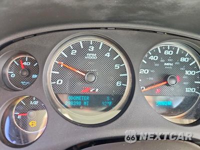 Zdjęcie 9 z 13 samochodu: 2014 CHEVROLET TAHOE C1500 LT VIN:1GNSCBE00ER179638 - miniatura
