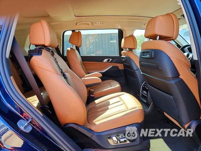 Zdjęcie 10 z 12 samochodu: 2022 BMW X7 XDRIVE40I VIN:5UXCW2C08N9L24785 - miniatura