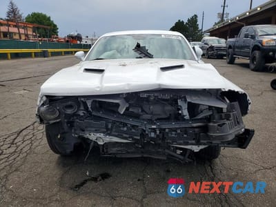 Piąte zdjęcie samochodu w środku: 2018 DODGE CHALLENGER GT VIN:2C3CDZGG9JH255725 - miniatura