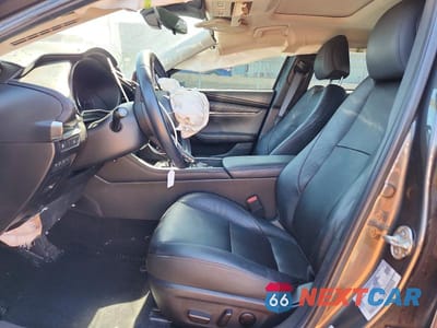 Zdjęcie 7 z 12 samochodu: 2019 MAZDA 3 PREMIUM VIN:3MZBPAEM2KM112219 - miniatura