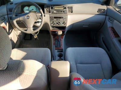 Zdjęcie 8 z 12 samochodu: 2003 TOYOTA COROLLA LE VIN:JTDBR32EX30044861 - miniatura