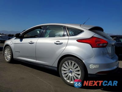 Drugie zdjęcie samochodu z przodu: 2016 FORD FOCUS BEV VIN:1FADP3R45GL380018 - miniatura