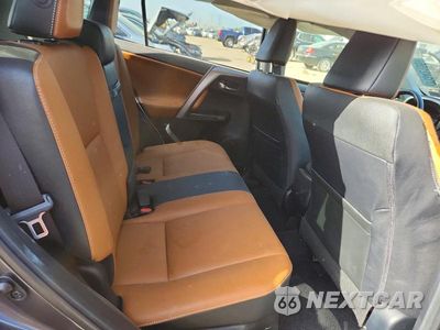 Zdjęcie 19 z 24 samochodu: 2016 TOYOTA RAV4 HV LIMITED VIN:JTMDJREV2GD030756 - miniatura